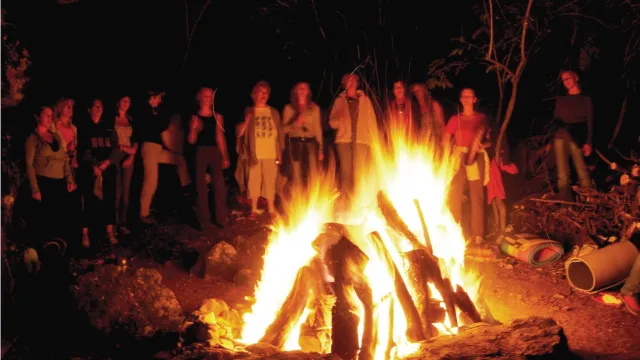 Osternachtfeuer (Foto: Undine Gellner) Osternachtfeuer (Foto: Undine Gellner)