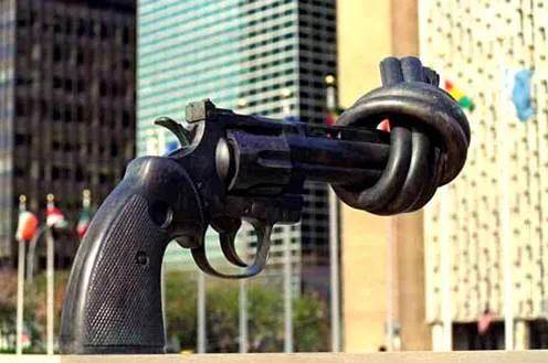 Frieden-Knoten in Colt (Foto: Web) Frieden-Knoten in Colt (Foto: Web)