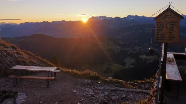 2409-Männerschweiss-Grosser Mythen (25) (Foto: Frank Lehmann) 2409-Männerschweiss-Grosser Mythen (25) (Foto: Frank Lehmann)