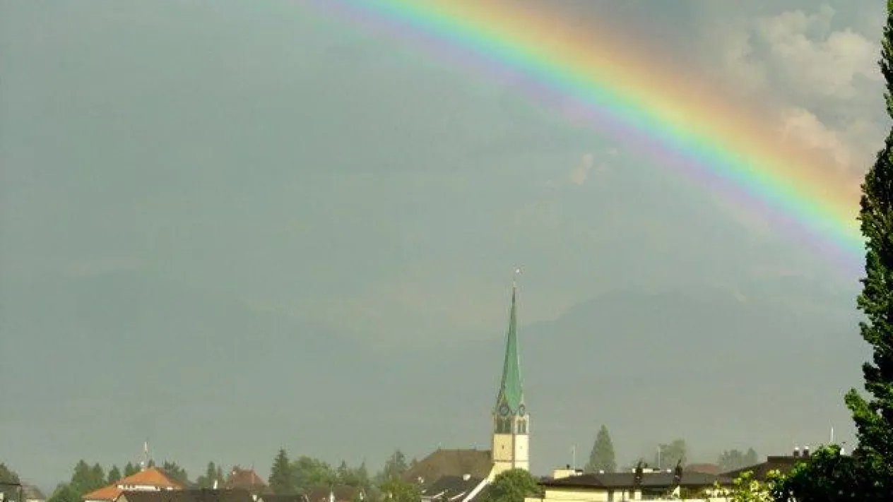 Regenbogen in W&auml;denswil (Foto: Ursula H&auml;nni)