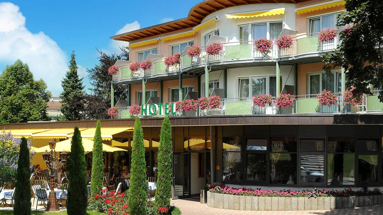 Parkhotel-an-der-Therme-2 (Foto: Parkhotel an der Therme) Parkhotel-an-der-Therme-2 (Foto: Parkhotel an der Therme)